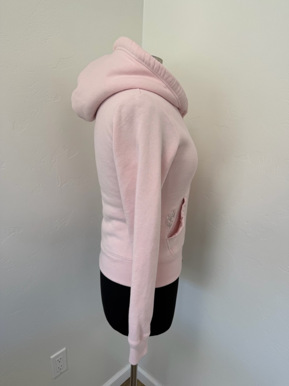 Hollister x Crocs Sherpa-Lined Zip-Up Pink Milk Hoodie Jacket Size S - Picture 8 of 14